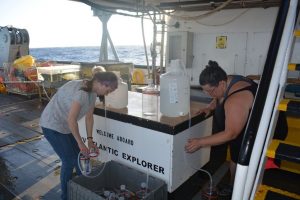 Scientists set up an incubation experiment aboard the research vessel Atlantic Explorer